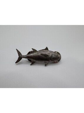1990 GG Harris Fine Pewter Tuna Fish Lapel Pin Signed Vintage Silver Tone